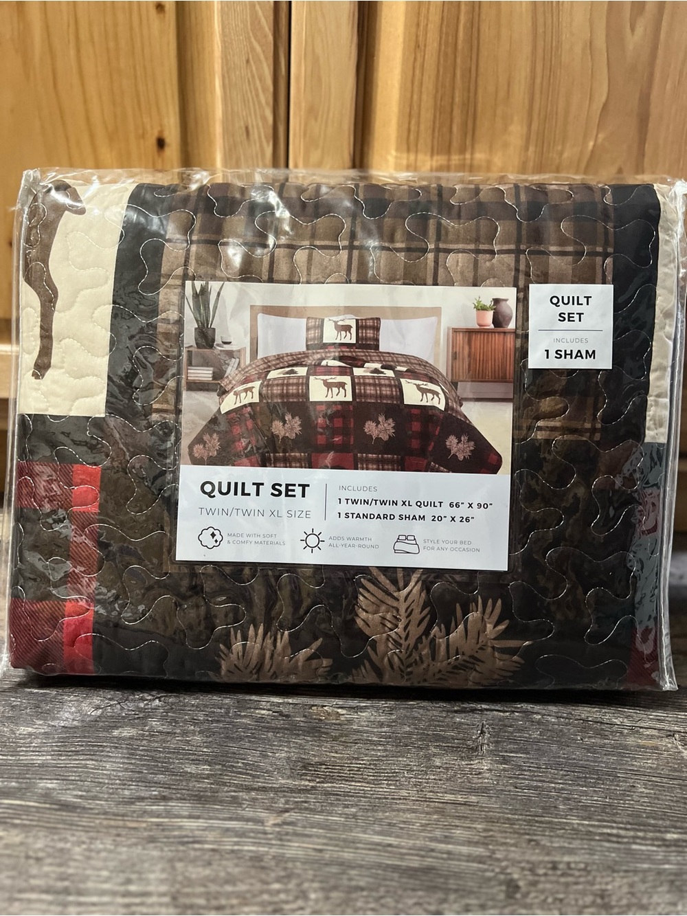 Rustic Brown Plaid Moose Quilt Set with Sham